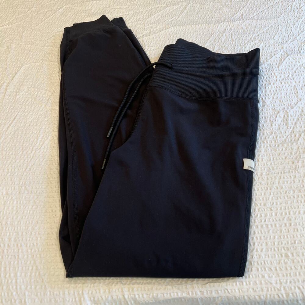 Vuori daily jogger in black vw418 S women